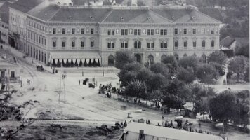 P1380121-1.jpg