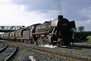 558