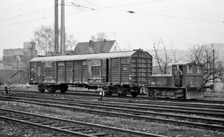 Am 17.12.1977 in Emmerthal, dem Abzweigbahnhof der VEV-Strecke über Bodenwerder nach Vorwohle..jpg