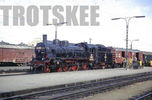 CFR Romania Railways Steam Loco 230 062 1968.jpg