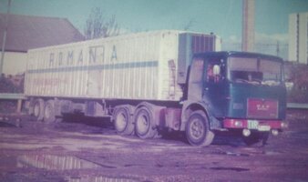 MAN von ITIA ROMANIA aus Rumänien mit Automeccanica Kühlauflieger.jpg